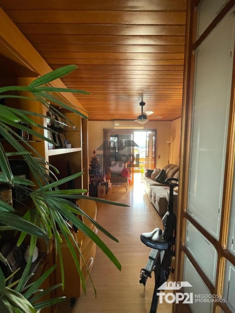 Sobrado no bairro Sarandi em Porto Alegre