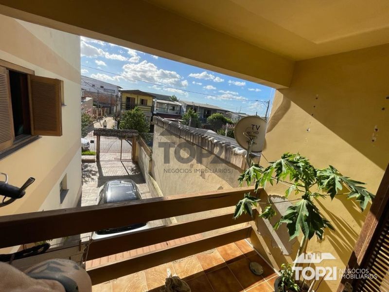 Sobrado no bairro Sarandi em Porto Alegre