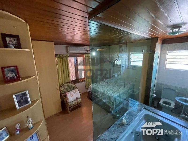 Sobrado no bairro Sarandi em Porto Alegre