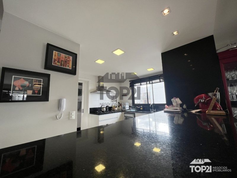 Apartamento  no bairro Vila Jardim em Porto Alegre