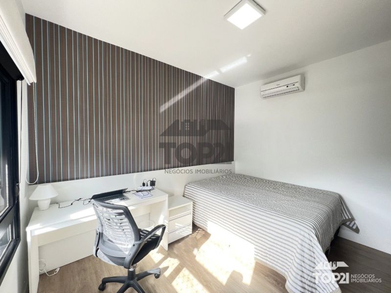 Apartamento  no bairro Vila Jardim em Porto Alegre