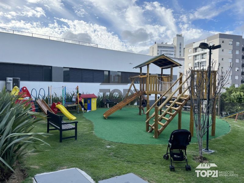 Apartamento  no bairro Vila Jardim em Porto Alegre