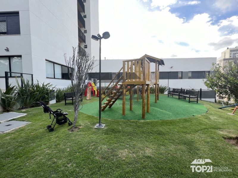 Apartamento  no bairro Vila Jardim em Porto Alegre