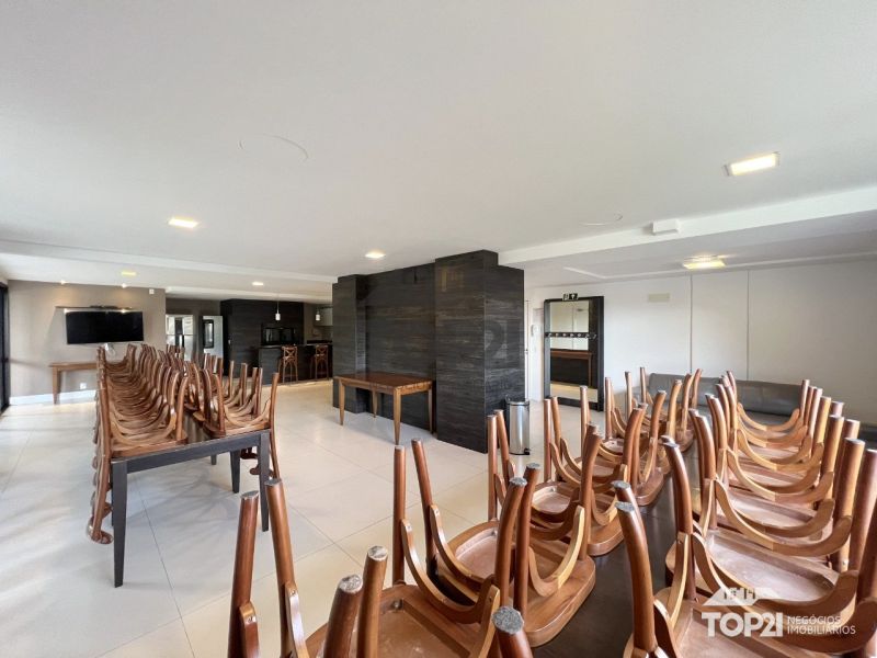 Apartamento  no bairro Vila Jardim em Porto Alegre