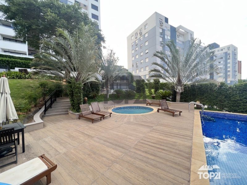 Apartamento  no bairro Vila Jardim em Porto Alegre