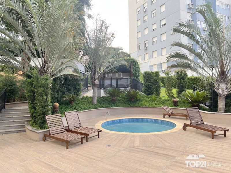 Apartamento  no bairro Vila Jardim em Porto Alegre