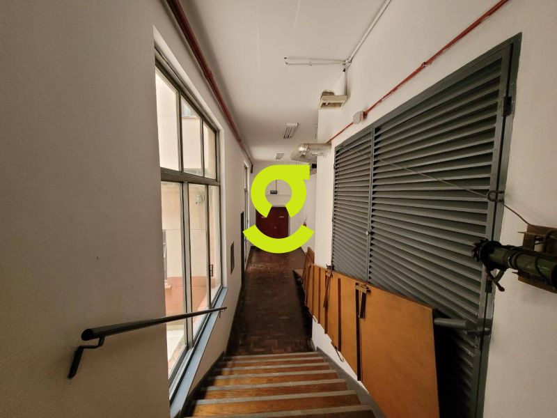 CONJUNTO COMERCIAL 500m� NO CENTRO HIST�RICO | POR...