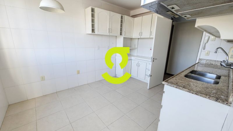 timo apto, anda alto, 140m, lavabo, 3 dorm, sute...