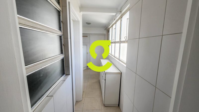 timo apto, anda alto, 140m, lavabo, 3 dorm, sute...