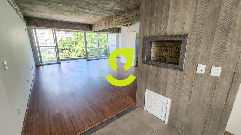 Excelente apto, semi mobiliado, 93m2 privativos, 2...