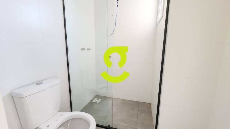 Excelente apto, semi mobiliado, 93m2 privativos, 2...