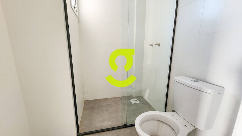Excelente apto, semi mobiliado, 93m2 privativos, 2...