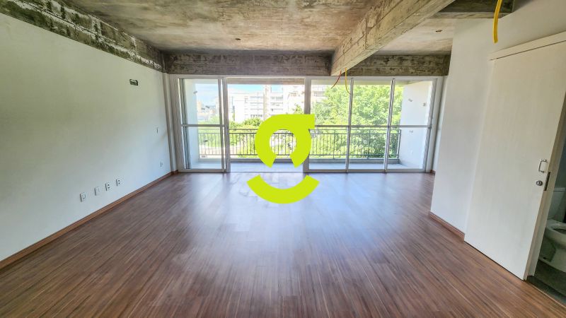 Excelente apto, semi mobiliado, 93m2 privativos, 2...