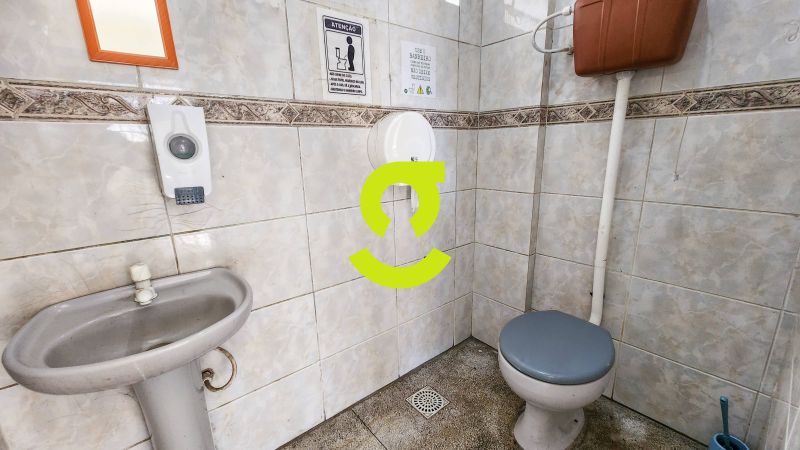 Excelente pavilho, 296m priv, reformado, 6 salas,...
