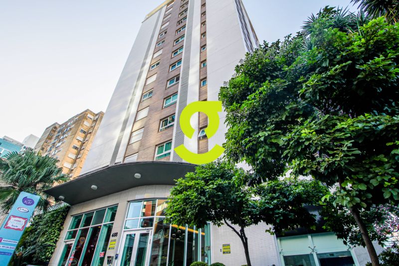 Apto MOBILIADO, andar alto, 1 dorm e 1 vaga, infra...