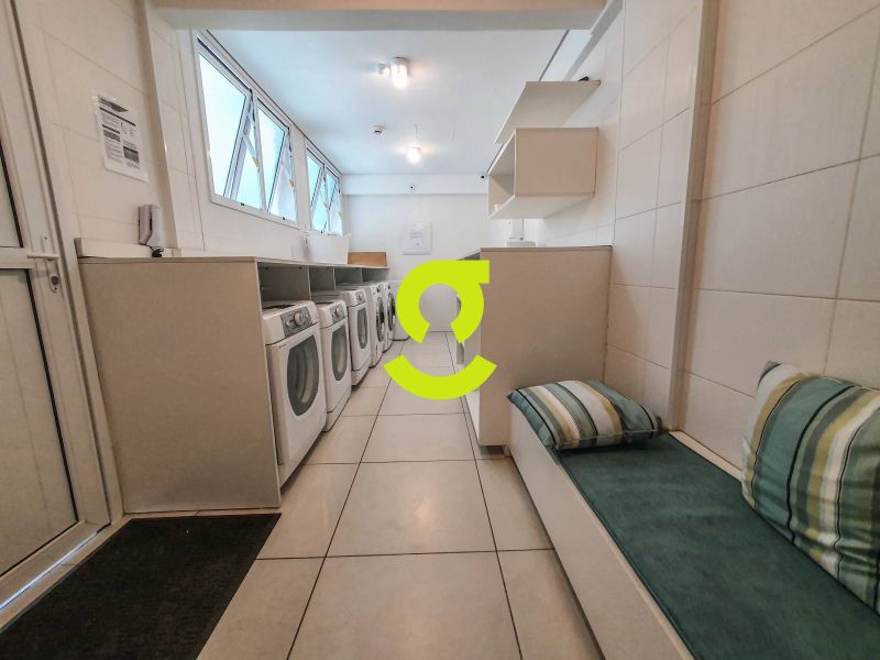 Apto MOBILIADO, andar alto, 1 dorm e 1 vaga, infra...