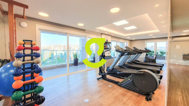 Apto MOBILIADO, andar alto, 1 dorm e 1 vaga, infra...