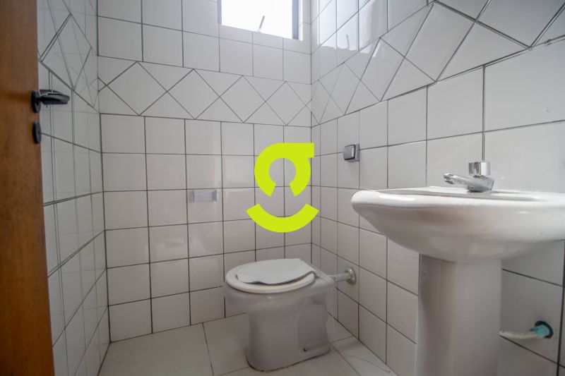 tima casa comercial, TODA reformada, 320m priv, 2...
