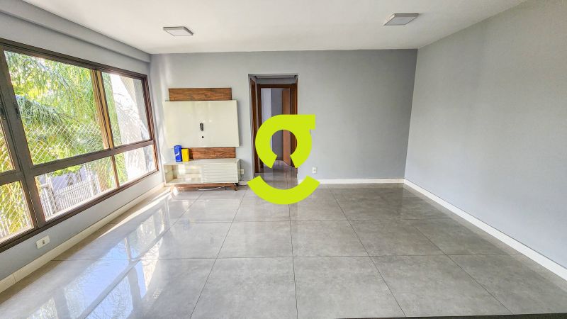 Apartamento de 85,5m, semi mobiliado, churrasquei...