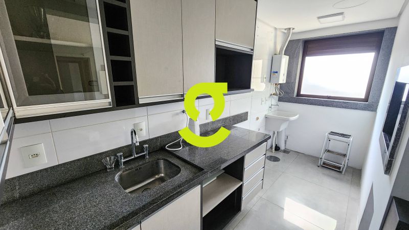 Apartamento de 85,5m, semi mobiliado, churrasquei...