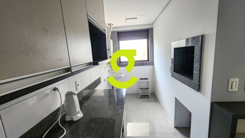 Apartamento de 85,5m, semi mobiliado, churrasquei...
