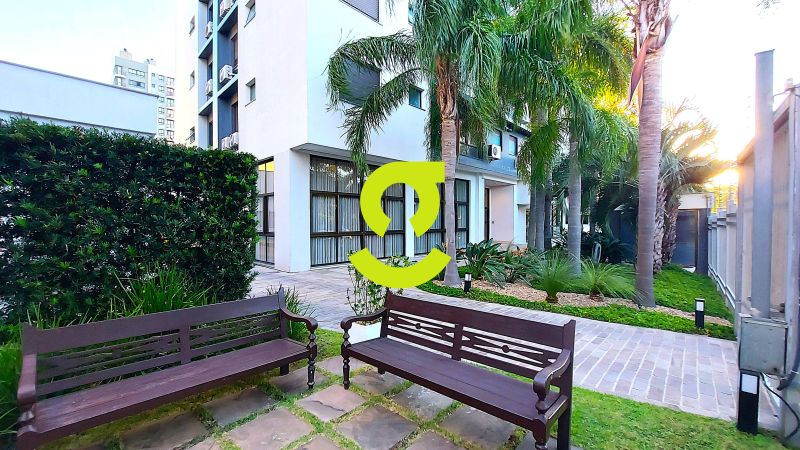 Apartamento de 85,5m, semi mobiliado, churrasquei...