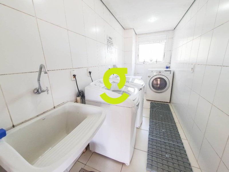 timo apto, mobiliado, andar alto, sacada, ar cond...