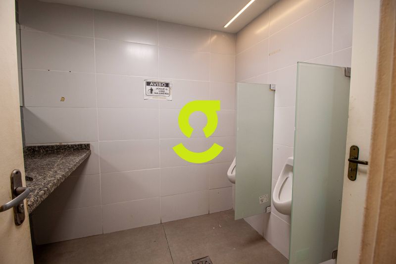 Excelente loja comercial, 650m priv, elevador, p ...