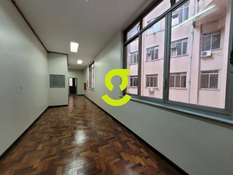 Sala Comercial 333m no Centro Histrico  Estrutu...