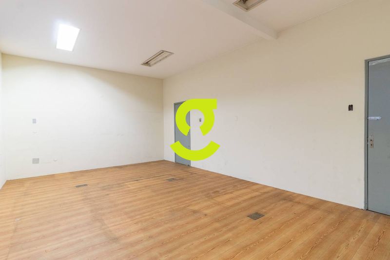Sala Comercial 333m no Centro Histrico  Estrutu...