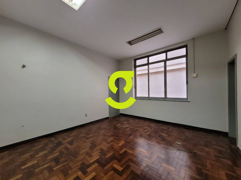 Sala Comercial 333m no Centro Histrico  Estrutu...