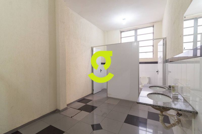 Sala Comercial 333m no Centro Histrico  Estrutu...