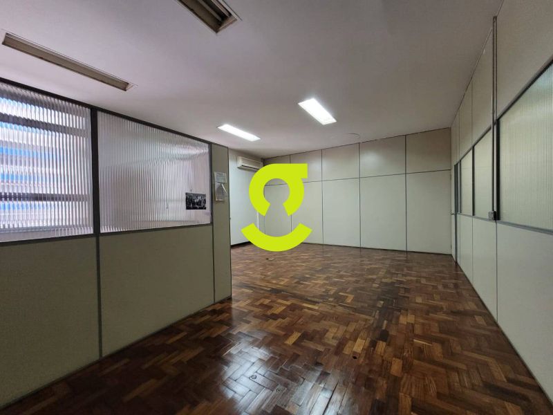 Sala Comercial 333m no Centro Histrico  Estrutu...