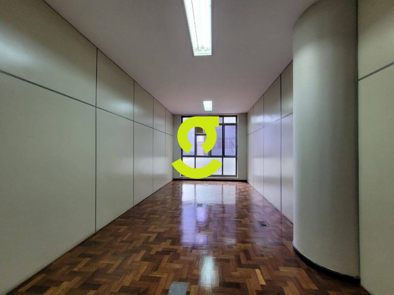 Oportunidade Corporativa no Centro Histrico  739...