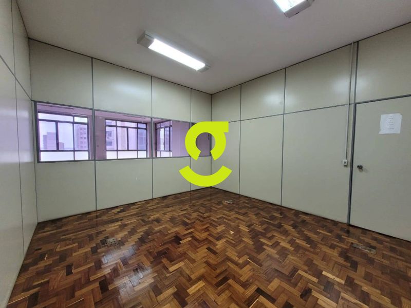 Oportunidade Corporativa no Centro Histrico  739...