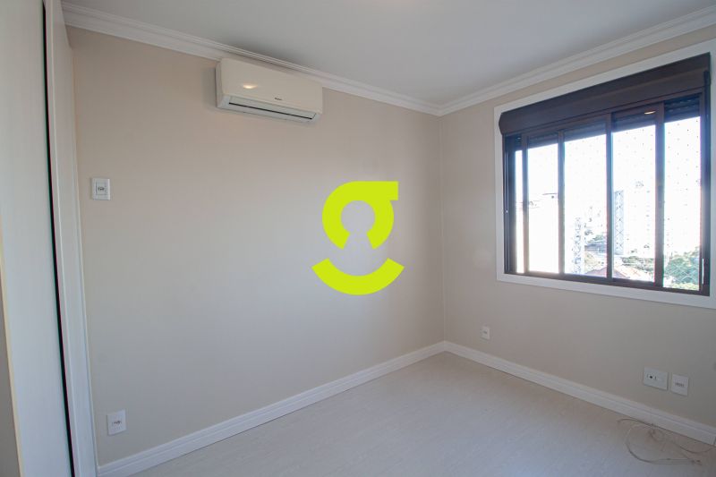 Apartamento de 122m no Petrpolis - 3 dorm, Larei...