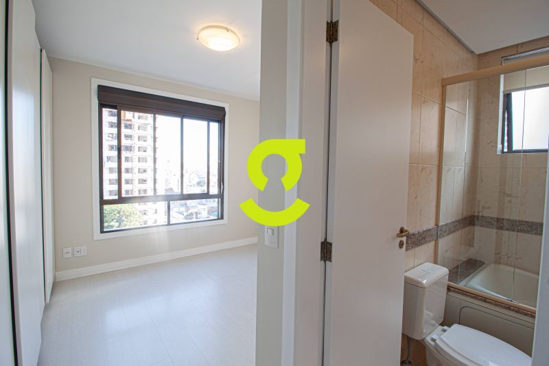 Apartamento de 122m no Petrpolis - 3 dorm, Larei...
