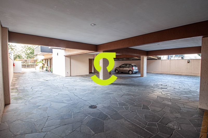 Apartamento de 122m no Petrpolis - 3 dorm, Larei...