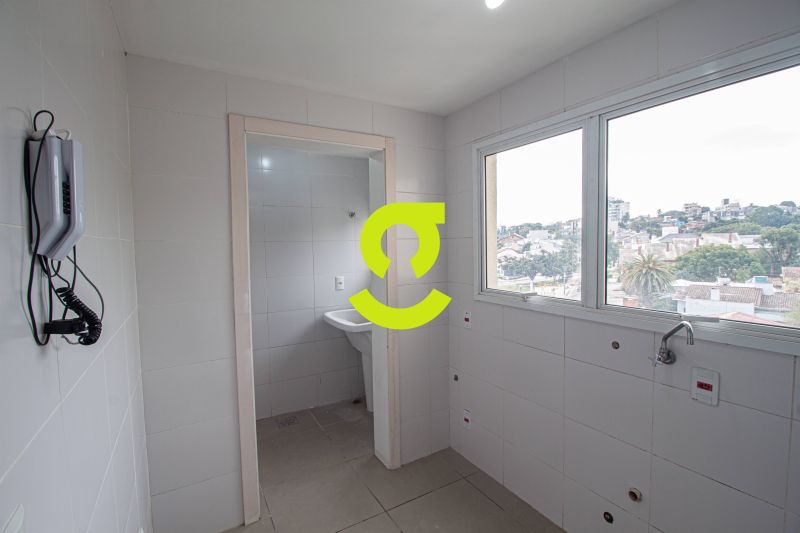 Apto com 2 Dorms, Sute e Churrasqueira  Condomn...
