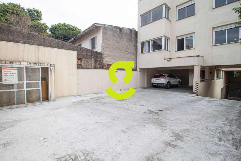 Apto com 2 Dorms, Sute e Churrasqueira  Condomn...