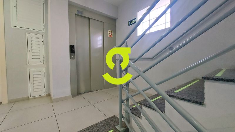 Apto com 2 Dorms, Sute e Churrasqueira  Condomn...