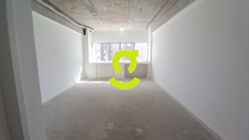 Sala comercial, 71m,  banheiro e 2 vaga coberta n...