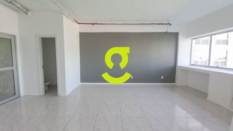 Sala comercial no Rossi Business, 106m, 3 banheir...