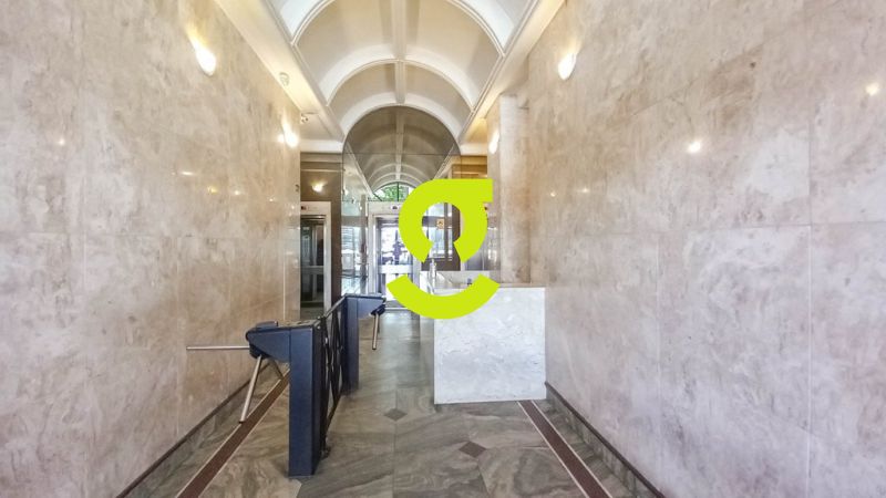 Sala comercial, andar inteiro, 380m priv, 4 banhei...