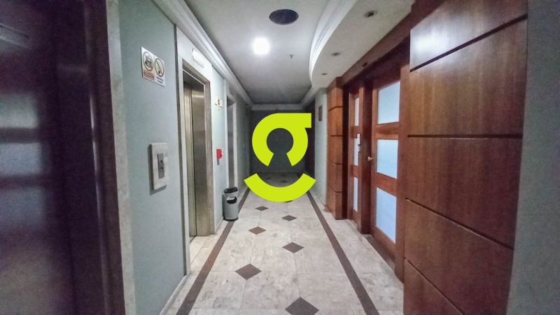 Sala comercial, andar inteiro, 380m priv, 4 banhei...