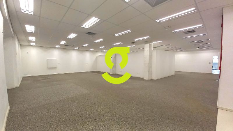 Prdio corporativo no Centro Histrico - 1.304m, ...