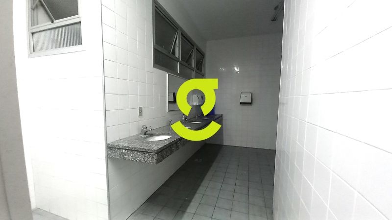 Prdio corporativo no Centro Histrico - 1.304m, ...