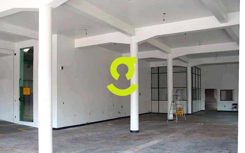 Pavilho de 3.500m no Quarto Distrito - P-direit...