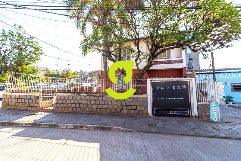 Ampla Casa para Locao em Ponto Estratgico / 273...