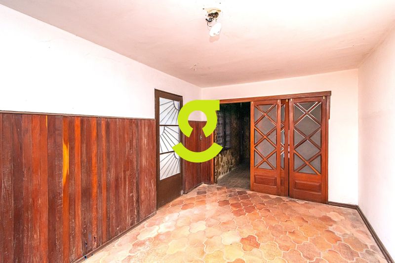 Casa Comercial com 206m na Wenceslau Escobar  Vi...